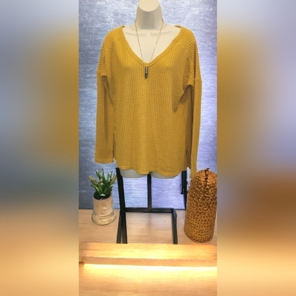 Bke Waffle Print Long Sleeve Sweater from The Buckle Store